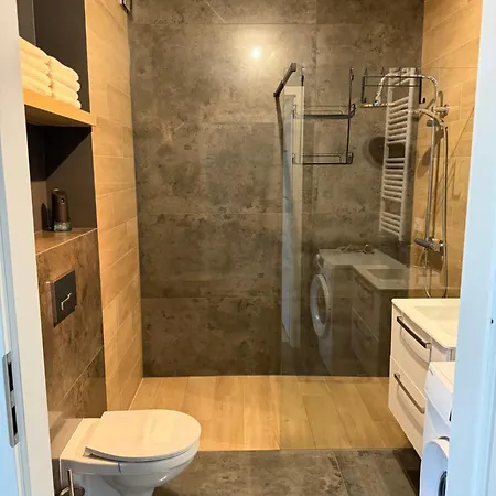 Apartman Bald1 *
